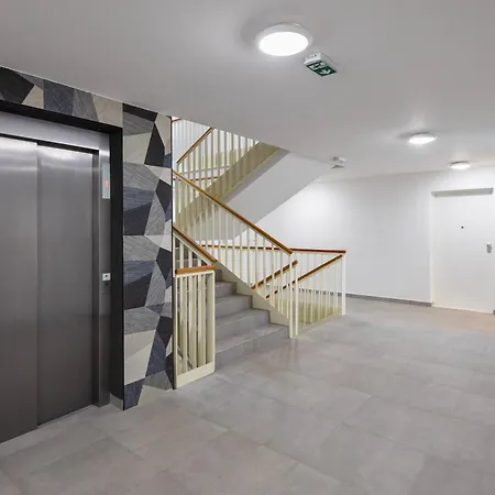 New Luxury With Sea View And Private Heated Pool, 50m From The *