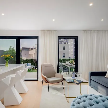 New Luxury With Sea View And Private Heated Pool, 50m From The Lejlighed