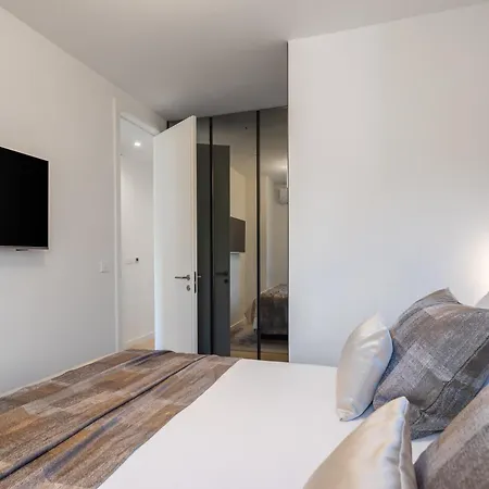 New Luxury With Sea View And Private Heated Pool, 50m From The Split