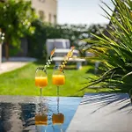 Apartamento New Luxury With Sea View And Private Heated Pool, 50m From The *