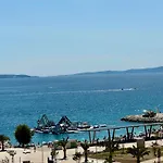 New Luxury With Sea View And Private Heated Pool, 50m From The Apartamento Split