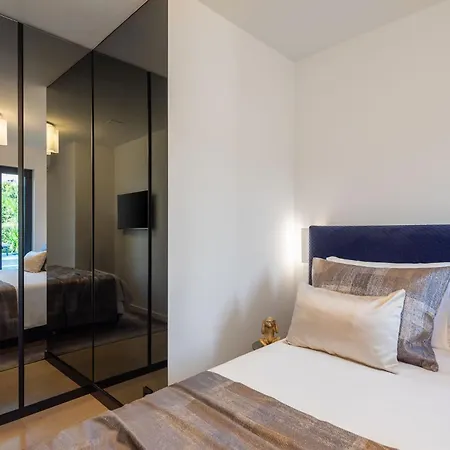 Apartamento New Luxury With Sea View And Private Heated Pool, 50m From The *