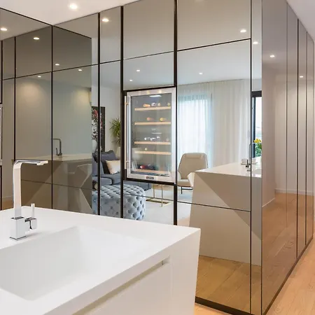 Apartamento New Luxury With Sea View And Private Heated Pool, 50m From The *
