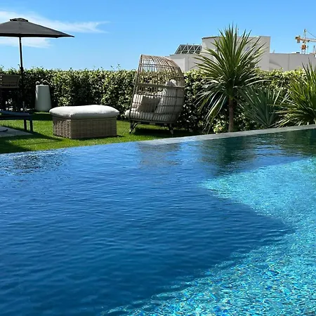 Appartement New Luxury With Sea View And Private Heated Pool, 50m From The *